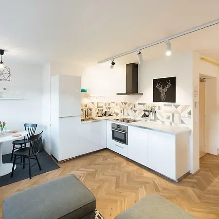 Veleslavin Apartament *