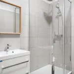 شقة Veleslavin